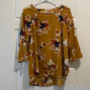 Le Lis Floral Blouse